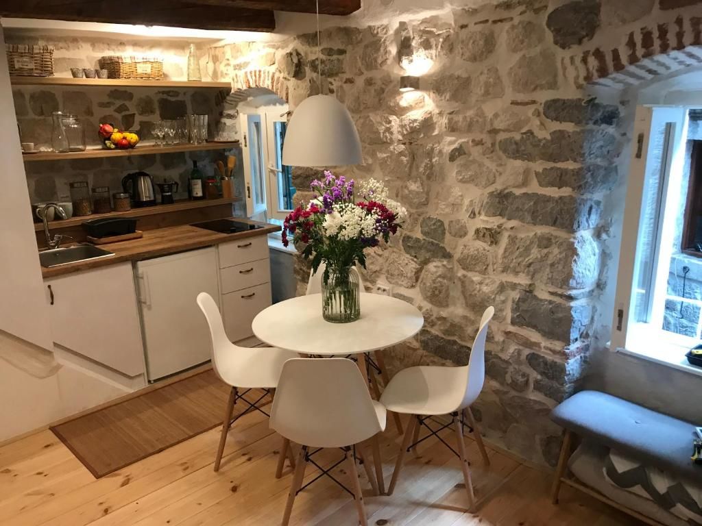 Апартаменты Chic & Stylish with Seaview-Terrace - Kotor Indah Котор-32