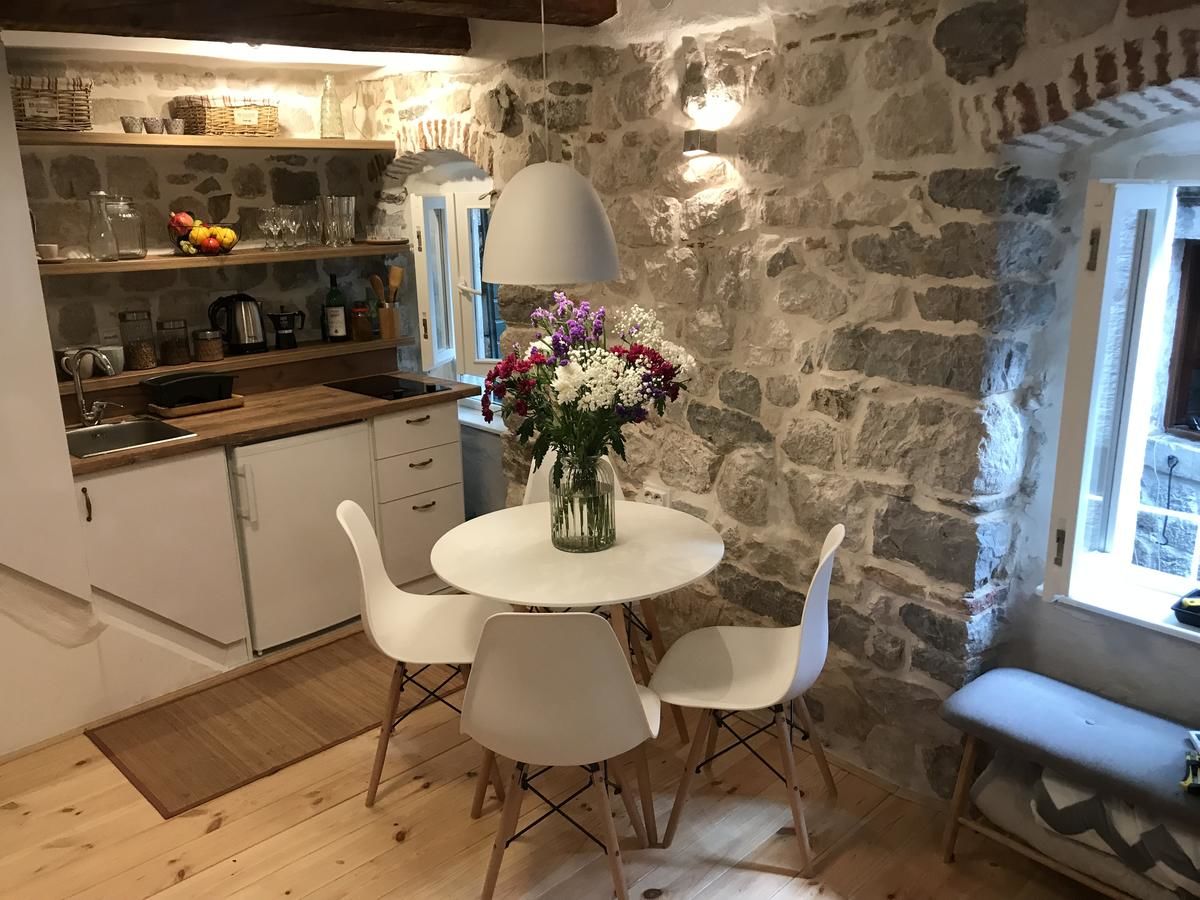 Апартаменты Chic & Stylish with Seaview-Terrace - Kotor Indah Котор-8