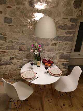 Апартаменты Chic & Stylish with Seaview-Terrace - Kotor Indah Котор Апартаменты-23